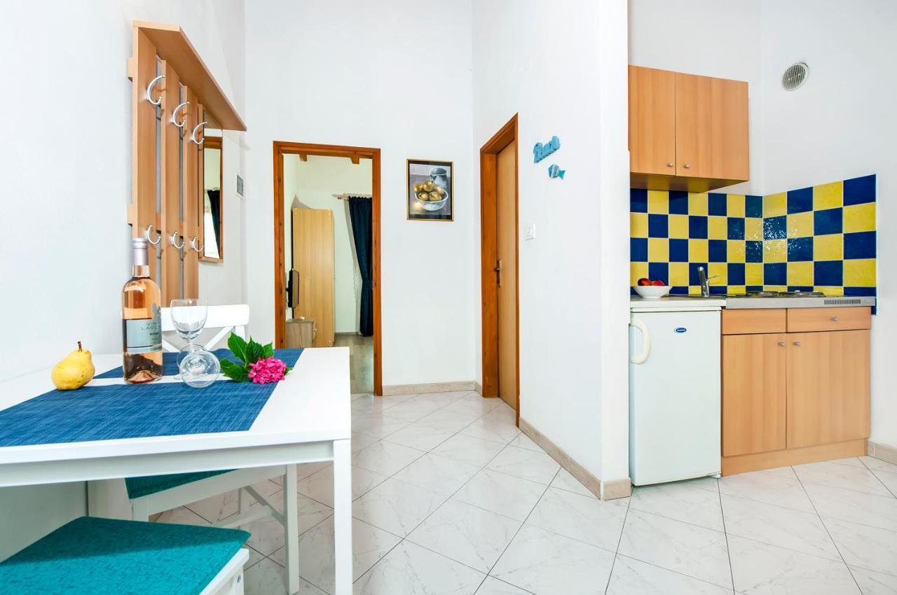 Apartman Near Beach Pelagic Sea View Rovinj Dış mekan fotoğraf