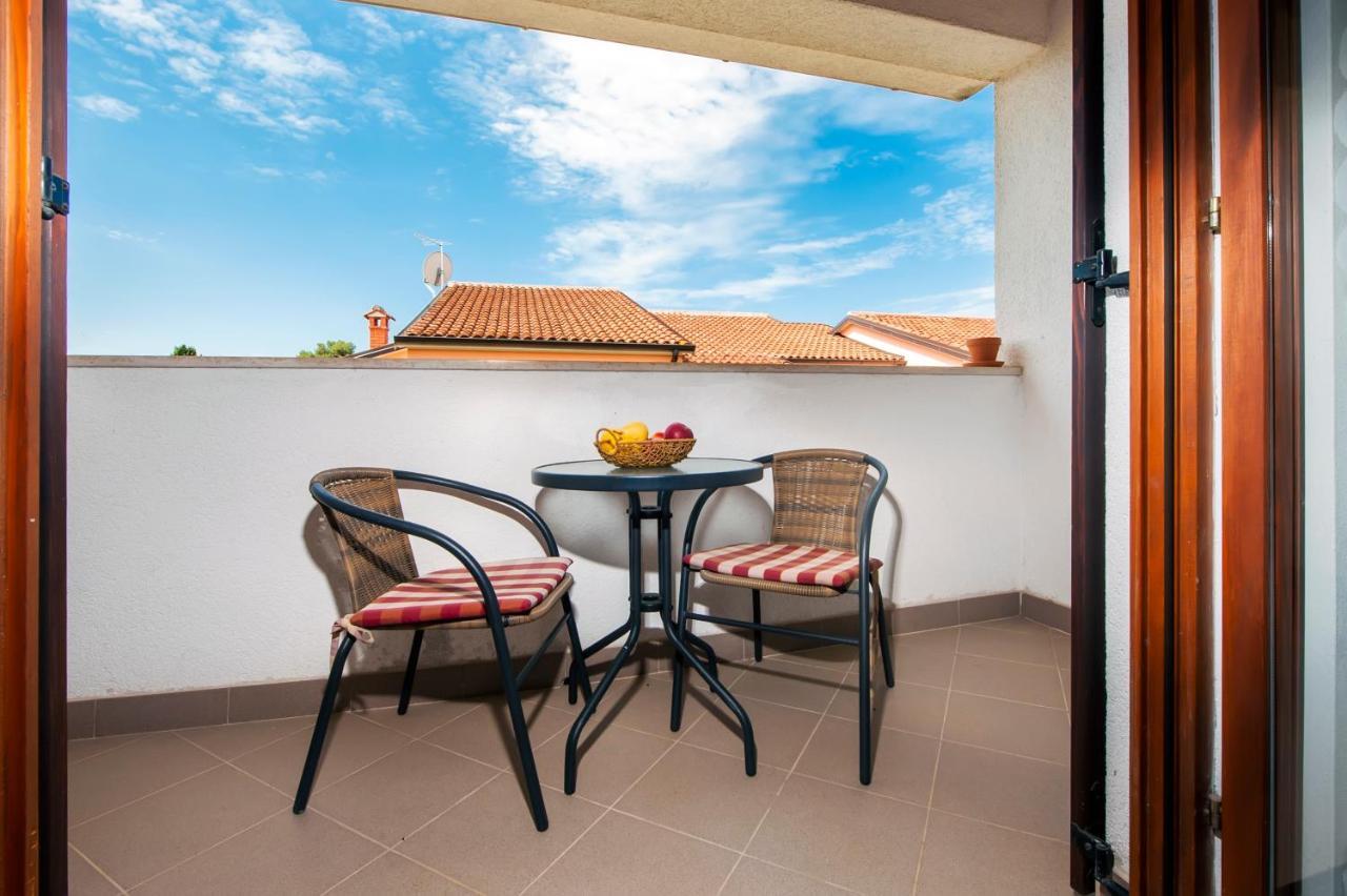 Apartman Near Beach Pelagic Sea View Rovinj Dış mekan fotoğraf