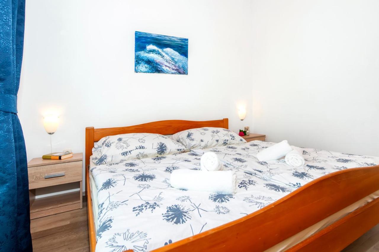 Apartman Near Beach Pelagic Sea View Rovinj Dış mekan fotoğraf